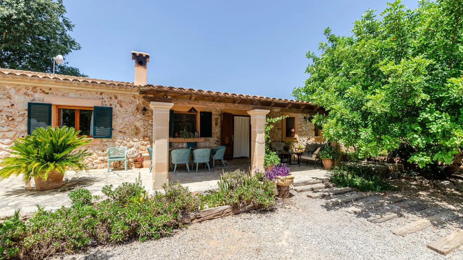 Yourhouse Can Rafelino Inca